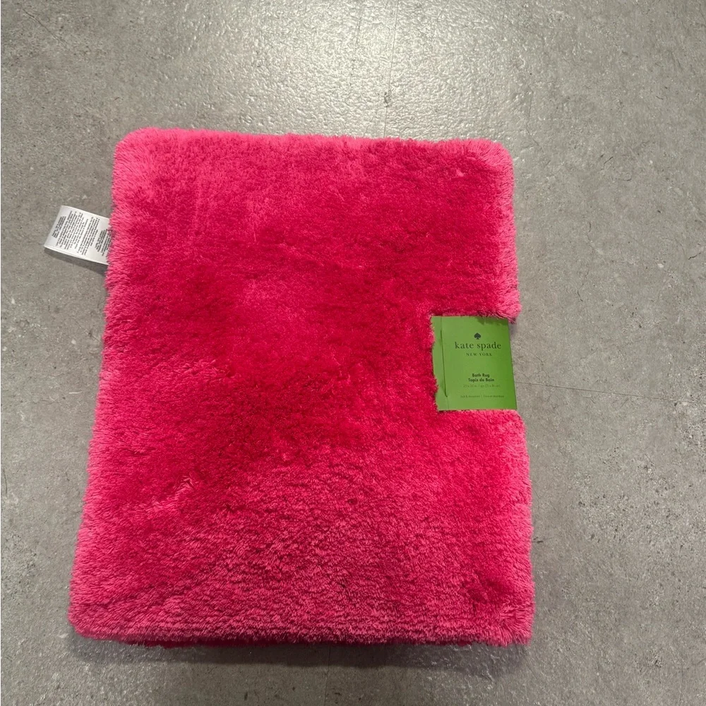 Kate Spade 20X32 Vibrant Pink Bath Mat